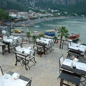 2* Aparthotel Es